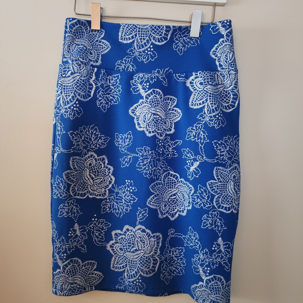 LuLaRoe Blue and Silver Metallic Embroidered Flower Print Pencil Skirt